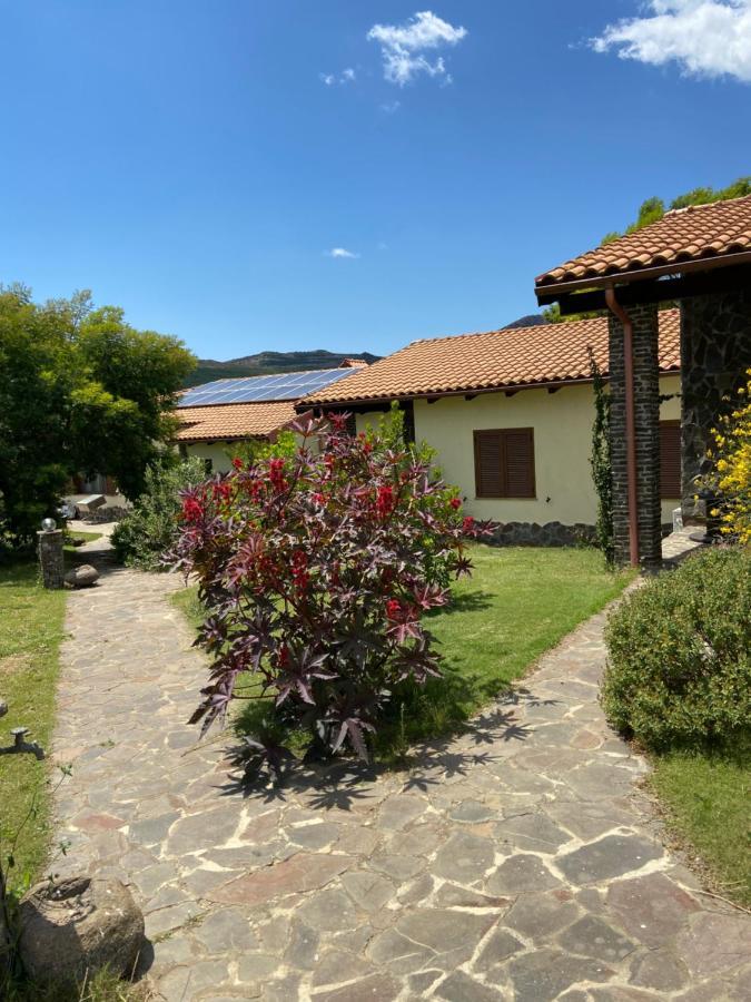 Agriturismo Gennemara B&B Perdaxius Eksteriør bilde